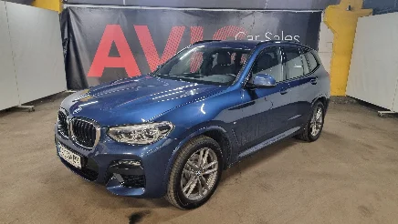 BMW X3 photo-1
